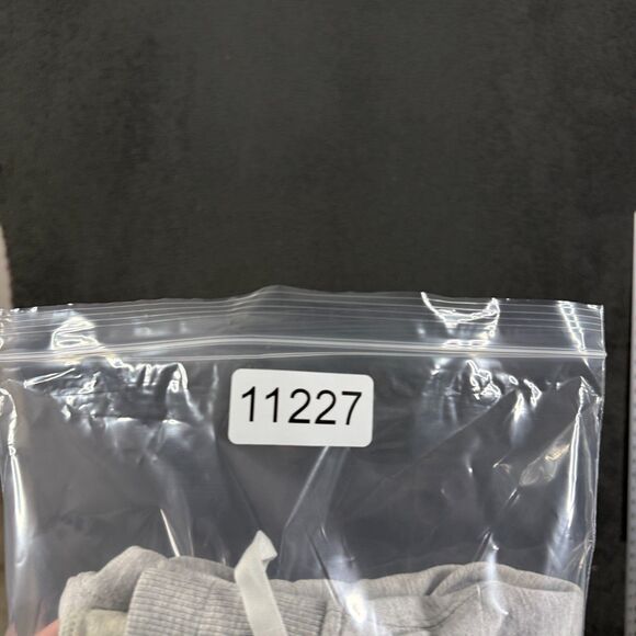 Lululemon Pants Womens 10 Gray Warm Down Joggers Drawstring Stretch Casual - Picture 12 of 12